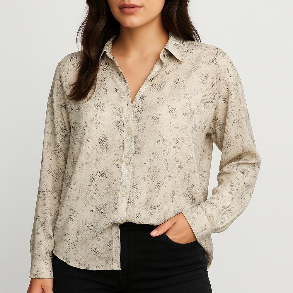 Maple & Cliff (NWOT) Women's Button-Up Blouse Long Sleeve Printed Shirt L